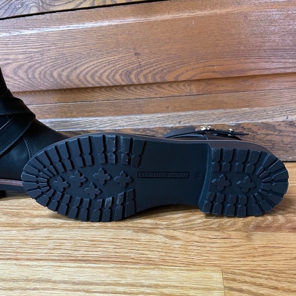 Tommy Hilfiger booties NWOB - Picture 4 of 6